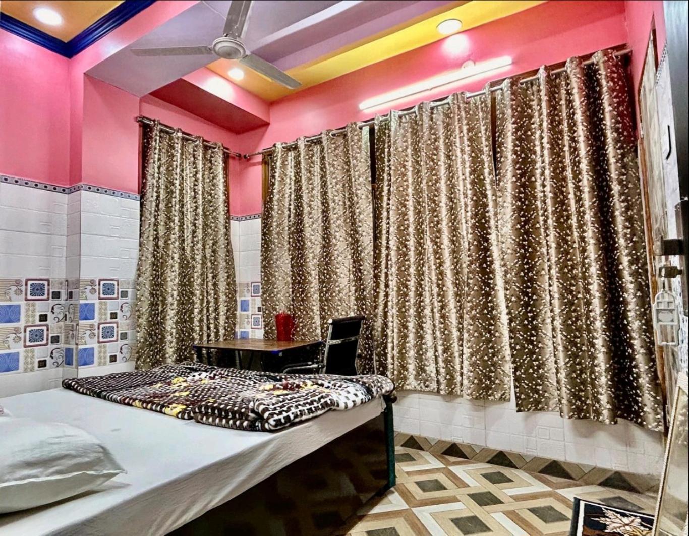 Hotel Jaipur Palace Neu-Delhi Exterior foto